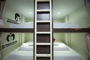 Sleep Walker Poshtel - Hostel