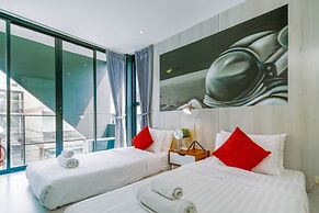 Sleep Walker Poshtel - Hostel