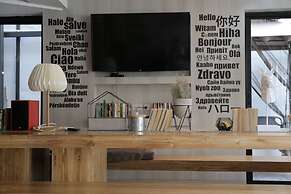 Sleep Walker Poshtel - Hostel