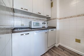 Holidays2Benal Beach