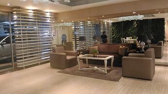 Waterplace Residence