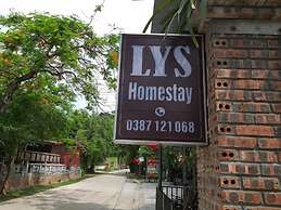 Lys Homestay