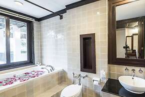 Gassan Khuntan Golf and Resort