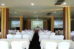 Gassan Khuntan Golf and Resort