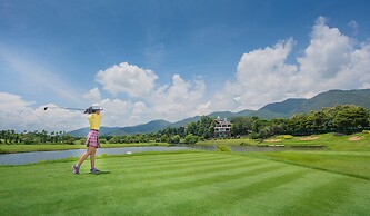 Gassan Khuntan Golf and Resort