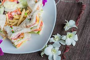 Gassan Khuntan Golf and Resort