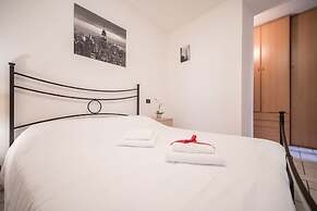 Bright Apartments Moniga - Castle Bells