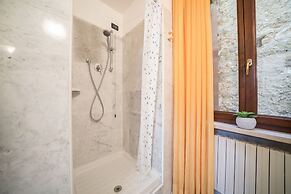 Bright Apartments Moniga - Castle Bells