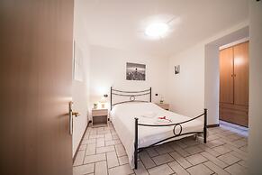 Bright Apartments Moniga - Castle Bells