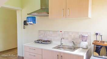 Lake Bosumtwi Hotel & Apartments