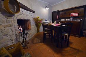 Robur Marsorum Albergo Diffuso