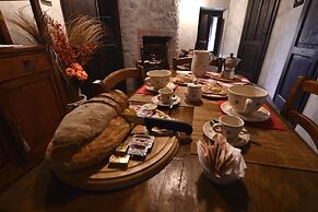 Robur Marsorum Albergo Diffuso