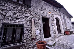 Robur Marsorum Albergo Diffuso