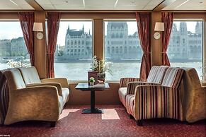 Select MS Serenity - Neuss