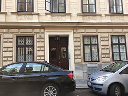 Heart of Vienna Harmoniegasse