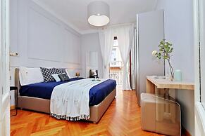 JOIVY Austere Elegance