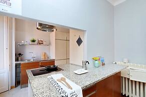 JOIVY Austere Elegance