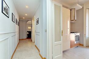 JOIVY Austere Elegance