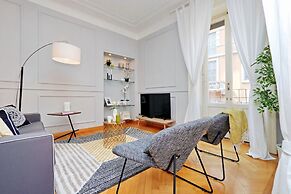 JOIVY Austere Elegance