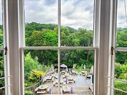 The Hand Hotel Llangollen by Compass Hospitality