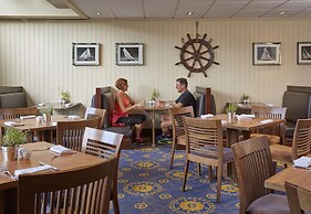 Macdonald Elmers Court Resort