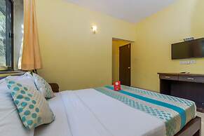 OYO 4195 Clausil Inn