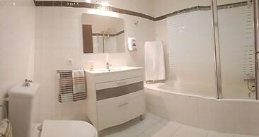 Azores Pedra Apartments