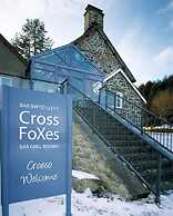 The Cross Foxes- Bar Grill and Rooms