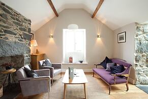 The Cross Foxes- Bar Grill and Rooms