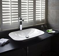 The Cross Foxes- Bar Grill and Rooms