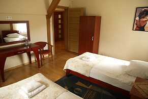 Hotel Nest