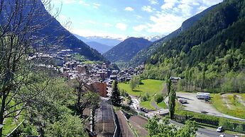 Apartamentos Arinsal 3000