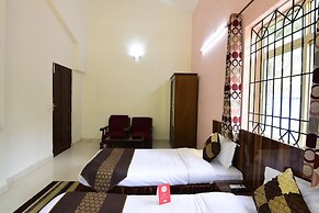 OYO 9741 Triple Beach Guest House