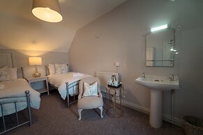 Anabelle's Guest House