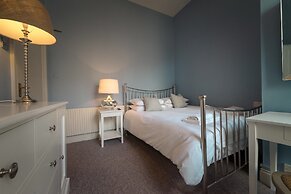 Anabelle's Guest House