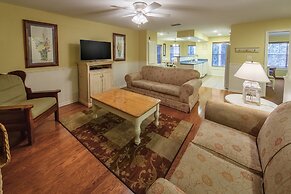 Holiday Inn Club Vacations Villages Resort at Lake Palestine by IHG