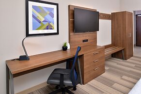 Holiday Inn Express & Suites West Melbourne by IHG