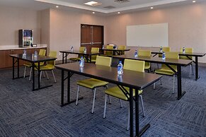 Holiday Inn Express & Suites West Melbourne by IHG