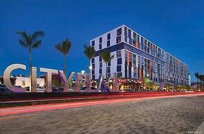 Candlewood Suites Miami Intl Airport-36th St, an IHG Hotel