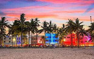 Candlewood Suites Miami Intl Airport-36th St by IHG