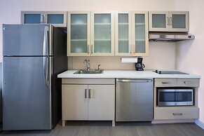 Candlewood Suites Miami Intl Airport-36th St by IHG