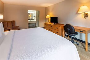 Days Inn by Wyndham Birch Run