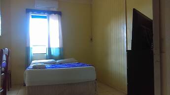 Don Santiago Guesthouse Downtown