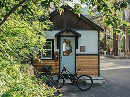 LOGE Leavenworth Riverside