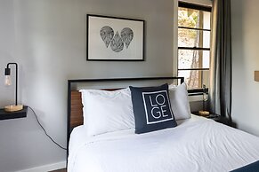 LOGE Leavenworth Riverside