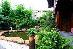 Lijiang Golden Path Hospitality