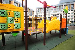 Laguna Beach Resort 2 by PSR ASIA