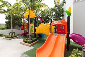 Laguna Beach Resort 2 by PSR ASIA