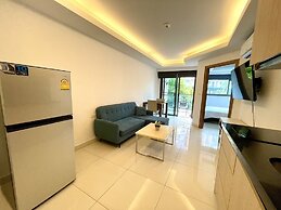 Laguna Beach Resort 2 by PSR ASIA