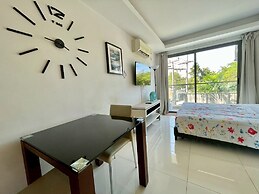 Laguna Beach Resort 2 by PSR ASIA